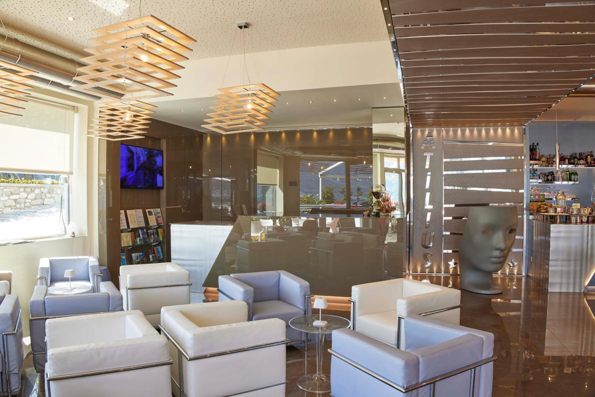 Hotel Atilius - Adults Only Лімоне-суль-Гарда Екстер'єр фото