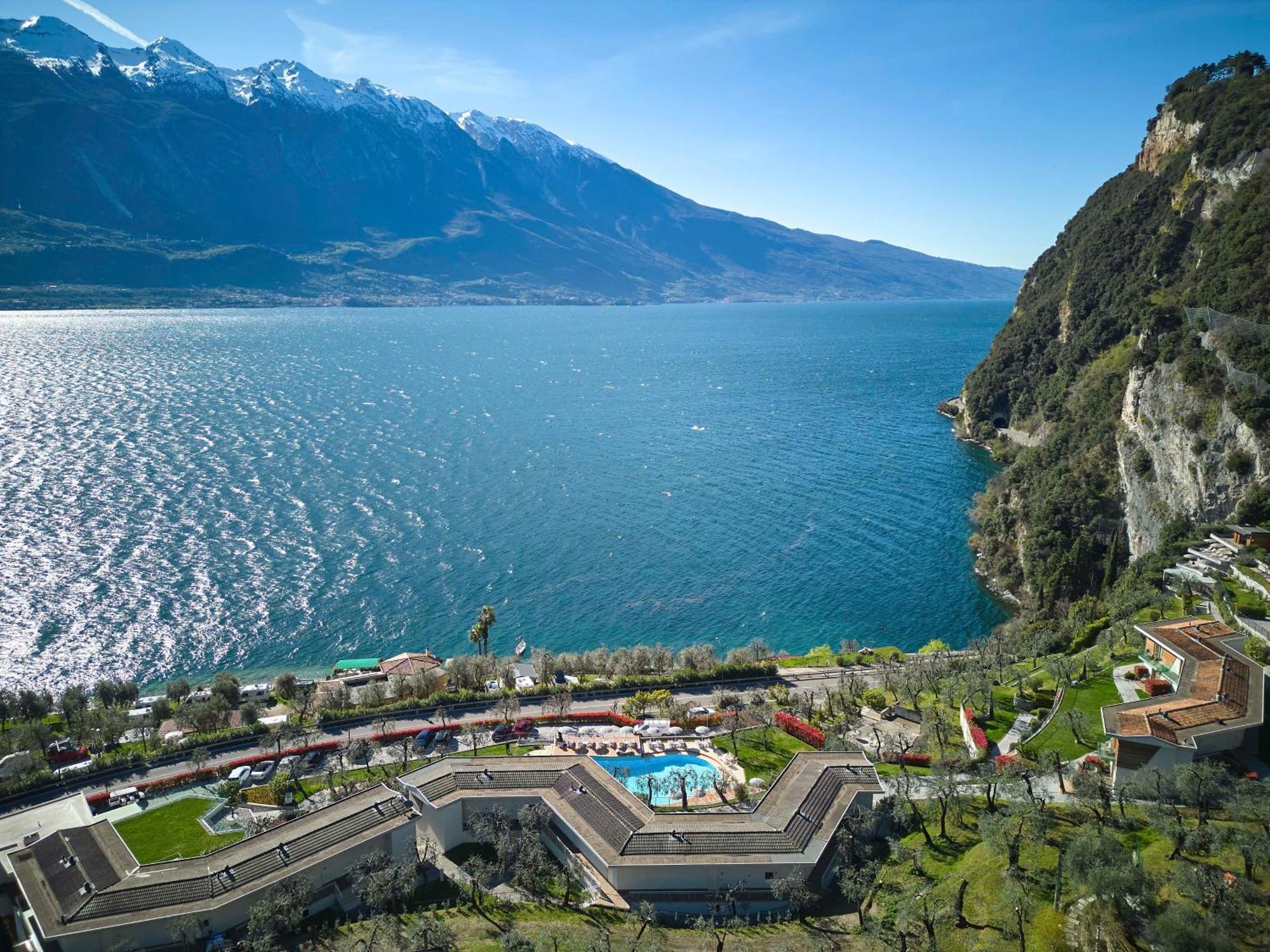 Hotel Atilius - Adults Only Лімоне-суль-Гарда Екстер'єр фото