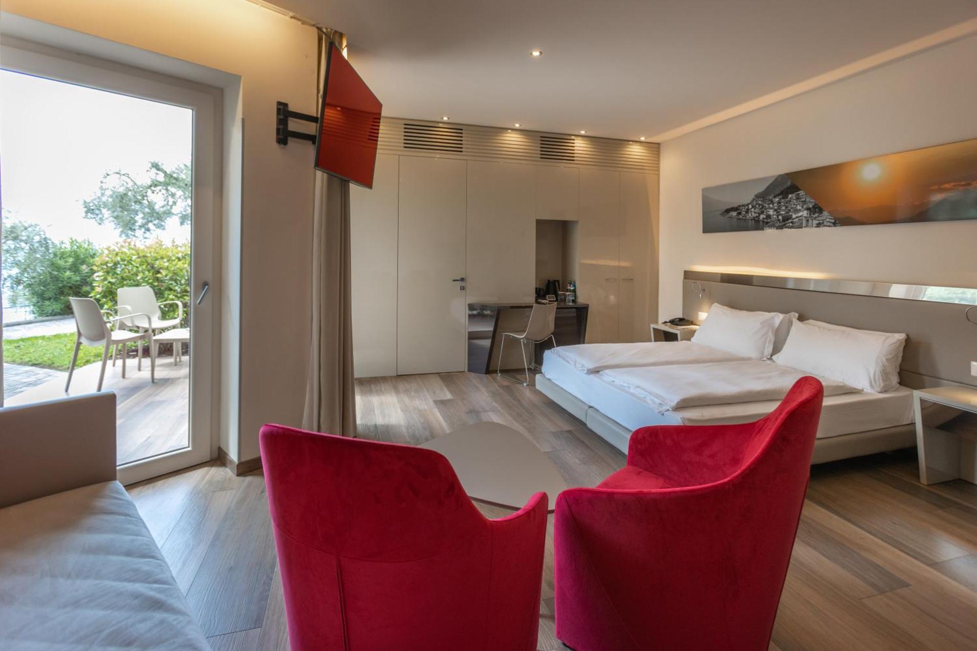 Hotel Atilius - Adults Only Лімоне-суль-Гарда Номер фото