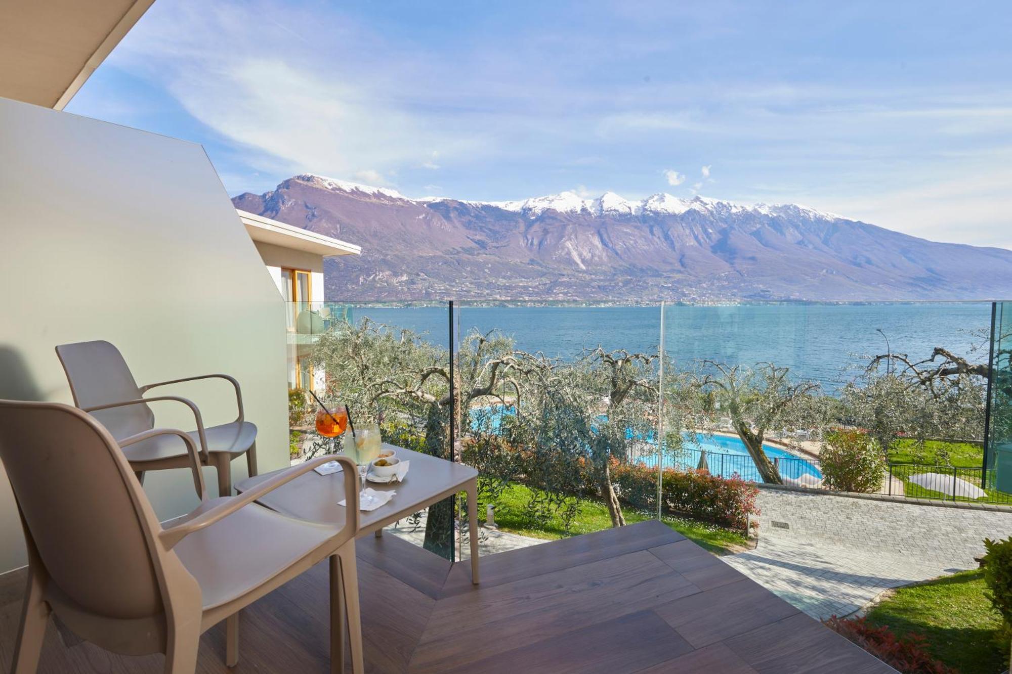 Hotel Atilius - Adults Only Лімоне-суль-Гарда Екстер'єр фото